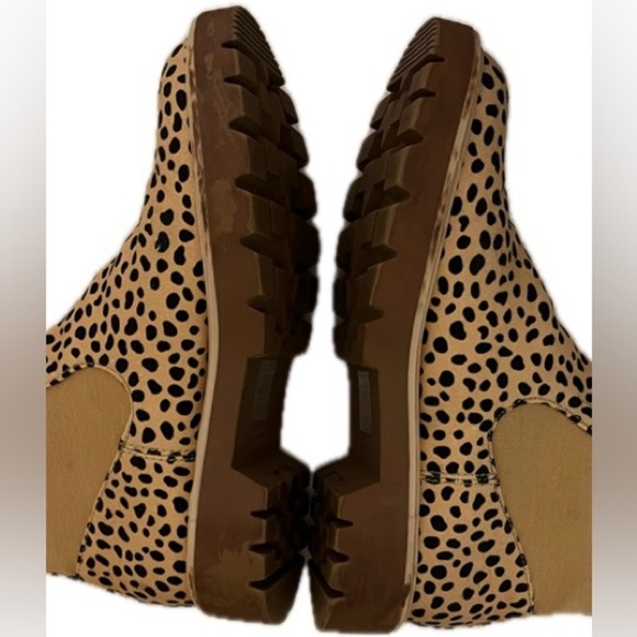Dolce Vita ‘Pepper’ 7M Leopard Cheetah Animal Print Chelsea Bootie - Picture 8 of 11